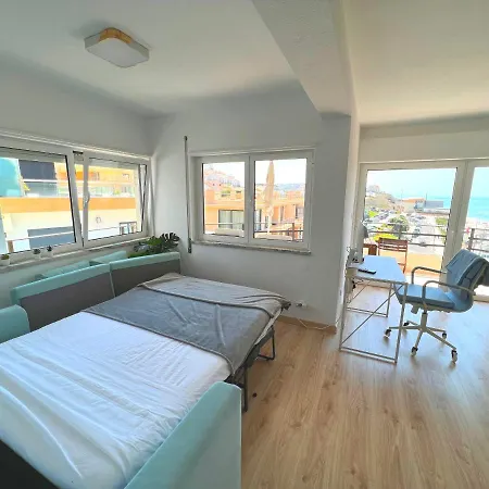 Apartamento Frente Mar Praia Da Areia Branca Praia da Lourinha